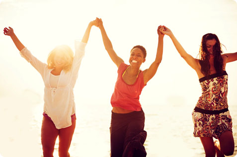 photo_3Women.jpg