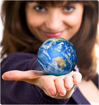 photo_WorldinHand.jpg